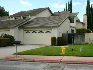 949 Courtland Ct, Milpitas CA  95035-6973 exterior