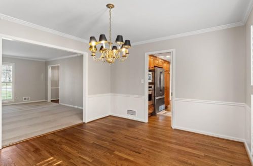 325 Hunters Gln Ct, Atlanta GA  30328-1710 exterior