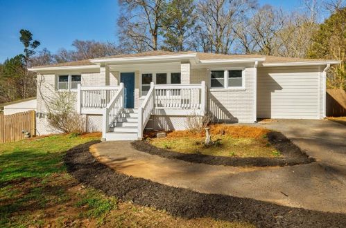 5050 Cobb School Rd, Mableton, GA 30126-2024