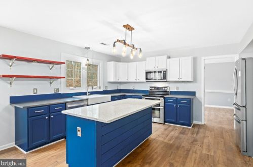 5 Baldwin Dr, Fredericksburg, VA 22406-6264