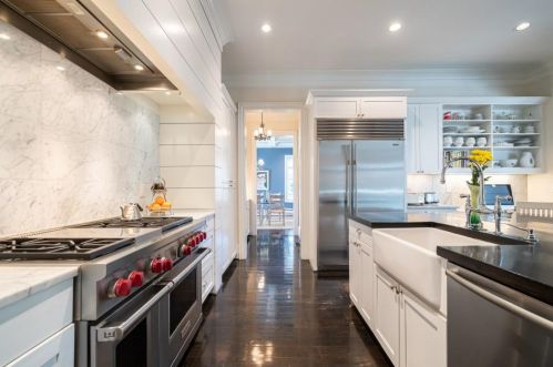 3066 Arden Rd, Atlanta GA  30305-1914 exterior