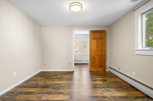 1510 Sullivan Ave, Wapping CT  06074-2711 exterior