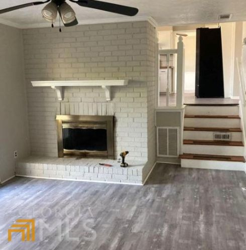 1662 Oak Forest Dr, Conyers GA  30013-1600 exterior