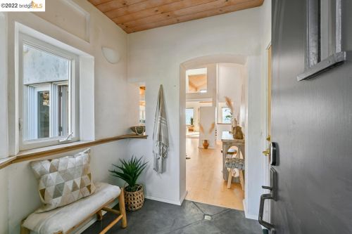 1046 Amito Dr, Berkeley, CA 94705-1502