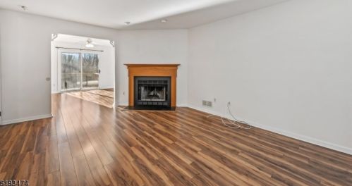 306 Carnegie Ct, Hackettstown NJ  07840-1638 exterior