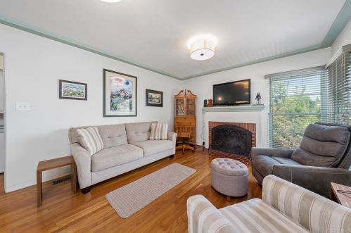 4509 Mataro Dr, San Diego, CA 92115-5919