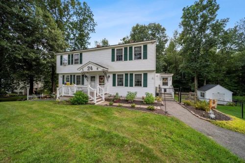 24 Juniper Rd, Derry, NH 03038-5538