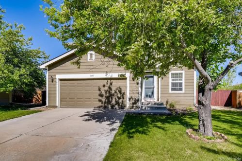 16605 Phillips Pl, Englewood, CO 80112-4612