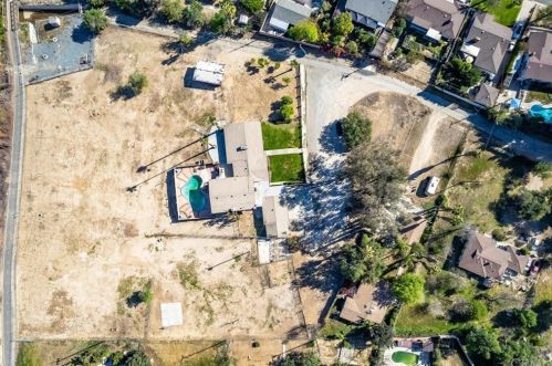 5953 Grand Ave, Riverside CA  92504-1369 exterior