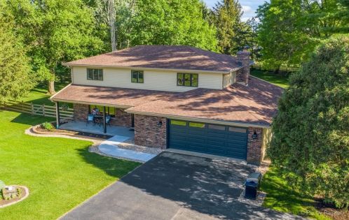 13192 Base Line Rd, Valley View, IL 60145-8510