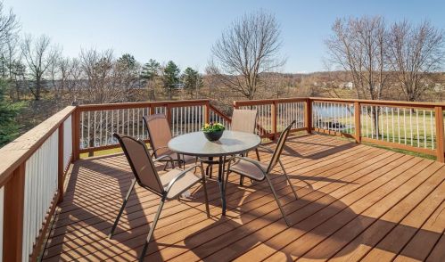 9265 Creek Way, Prior Lake, MN 55378-1194