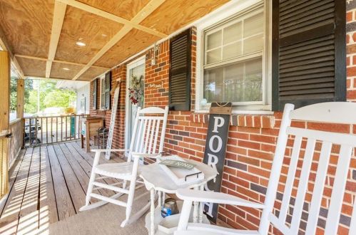 639 San Fernando Dr, Smyrna GA  30080-1435 exterior