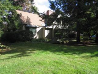 302 Barrows Towne Rd, Sherburn, VT