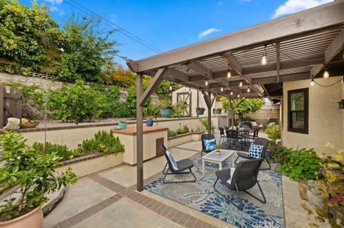 873 Calle Del Sol, Upland CA  91784-1879 exterior