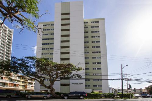 1309 Wilder Ave, Honolulu HI  96822-4291 exterior