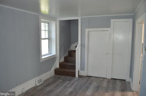 2161 Newville Rd, Carlisle PA  17015-7747 exterior