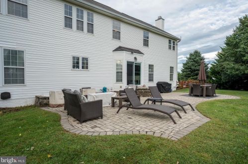 125 Gap Vw Blvd, Harpers Ferry WV 25425-3003 exterior