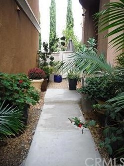 1863 213th St, Torrance, CA 90501-2833