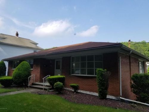 306 Garfield St, West Nanticoke PA  18634-1567 exterior