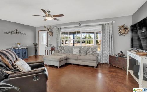 342 Tailwind Dr, Seguin TX 78155-0769 exterior