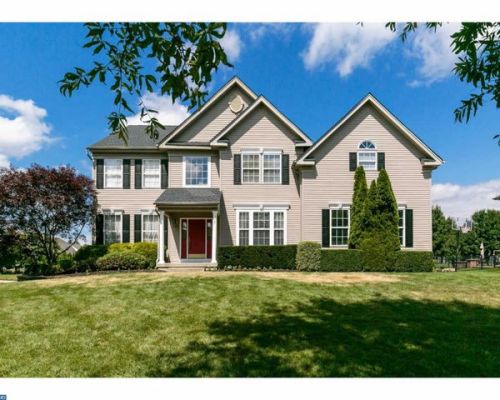 17 Shamrock Rd, Lumberton Township, NJ 08048-5289