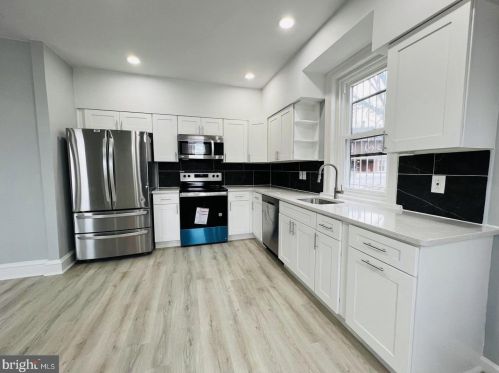 551 Gilham St, Philadelphia PA  19111-5230 exterior