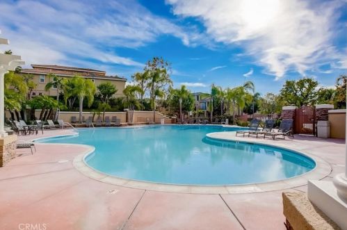 1126 Positano Ave, Anaheim CA  92808-1533 exterior