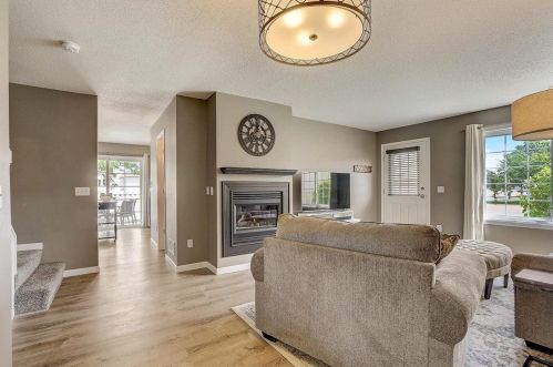15953 Finch Ave, Saint Paul MN  55124-5811 exterior