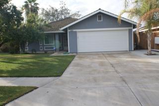 1377 San Simeon Dr, Lemoore, CA 93245-3316