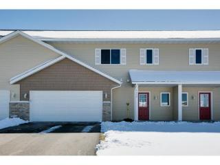 4228 Blakewood Dr, Prior Lake, MN 55379-5821