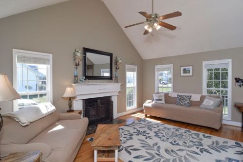24 Colony Dr, Red Hill, SC 29020-9337
