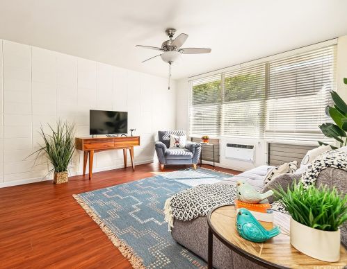 929 Ahana St, Honolulu HI  96814-2448 exterior