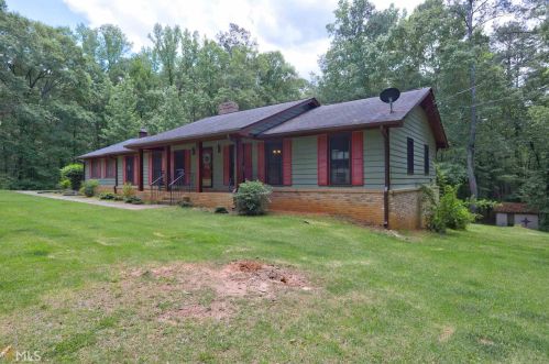 445 Pine Ln, Porterdale, GA 30016-5363