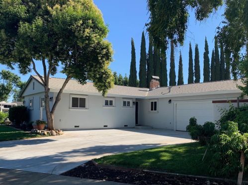 10245 Los Palos Dr, Rancho Cordova, CA 95670-3443