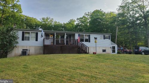 675 Mahanoy Valley Rd, Duncannon, PA 17020-8955