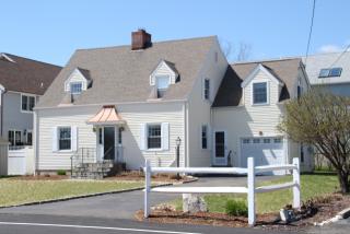 212 Gregory Blvd, Norwalk CT  06855-2617 exterior