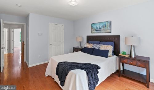 5 Garfield Way, Princeton NJ  08540-1669 exterior