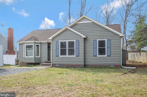 306 General Dr, Spotsylvania, VA 22551-2518