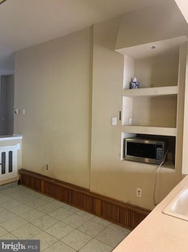 1432 12 St, Philadelphia PA 19147-4937 exterior