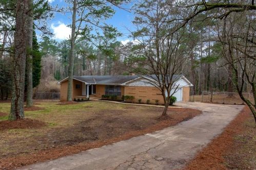 2285 Enon Rd, Atlanta GA  30349-1282 exterior