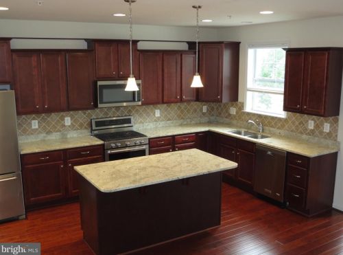 1330 Chapel Centre Dr, Gambrills MD  21054-1978 exterior