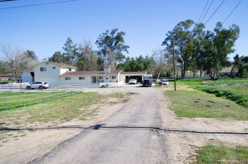 2674 Main St, Ramona, CA 92065-2553