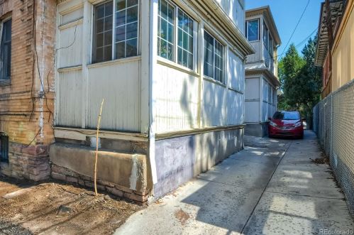 2124 17th Ave, Denver CO  80206-1132 exterior
