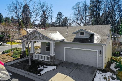516 Eskaton Cir, Grass Valley, CA 95945-5753