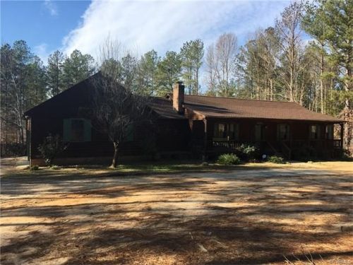 971 Mccune Rd, Crewe, VA 23930-3402