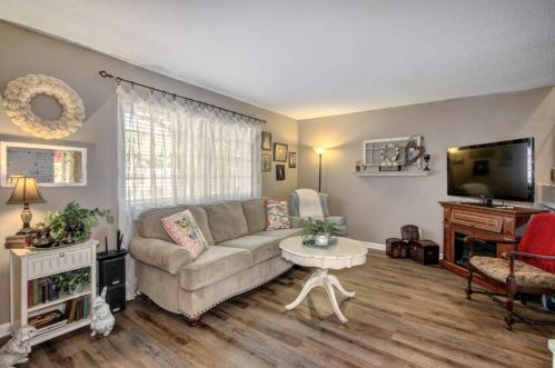 6402 Wexford Cir, Citrus Heights, CA 95621-4924