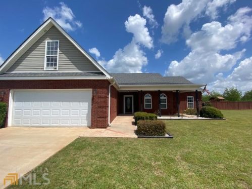 387 Papershell Dr, Marshallville, GA 31030-5348