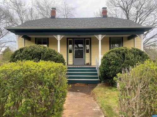 5926 Railroad Ave, Crozet, VA 22932-3018