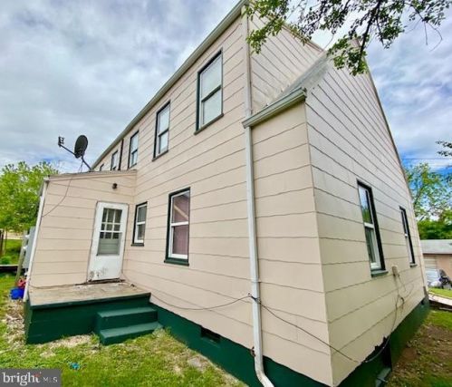 115 Hawksbill St, Richmond National Battlefiel, VA 22835-1125
