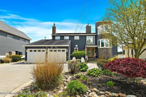 305 Nantucket Rd, Lacey, NJ 08731-5103